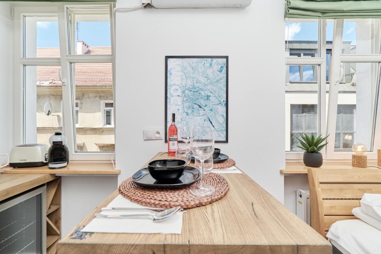 City Center Studio Wroclaw By Noclegi Renters Esterno foto