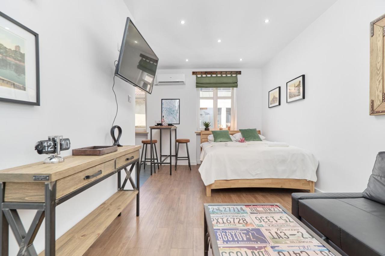 City Center Studio Wroclaw By Noclegi Renters Esterno foto