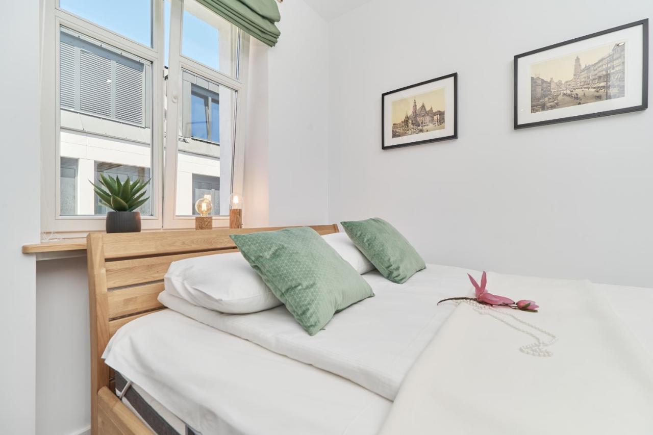 City Center Studio Wroclaw By Noclegi Renters Esterno foto
