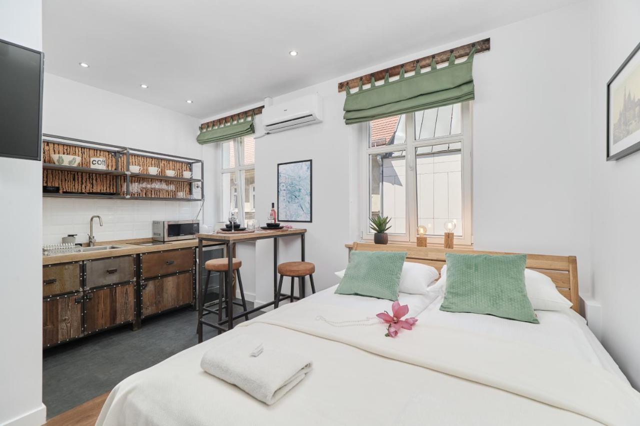 City Center Studio Wroclaw By Noclegi Renters Esterno foto